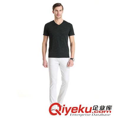夏裝新風(fēng)尚｜修身直筒針織褲，解鎖男士休閑穿搭高級(jí)感
